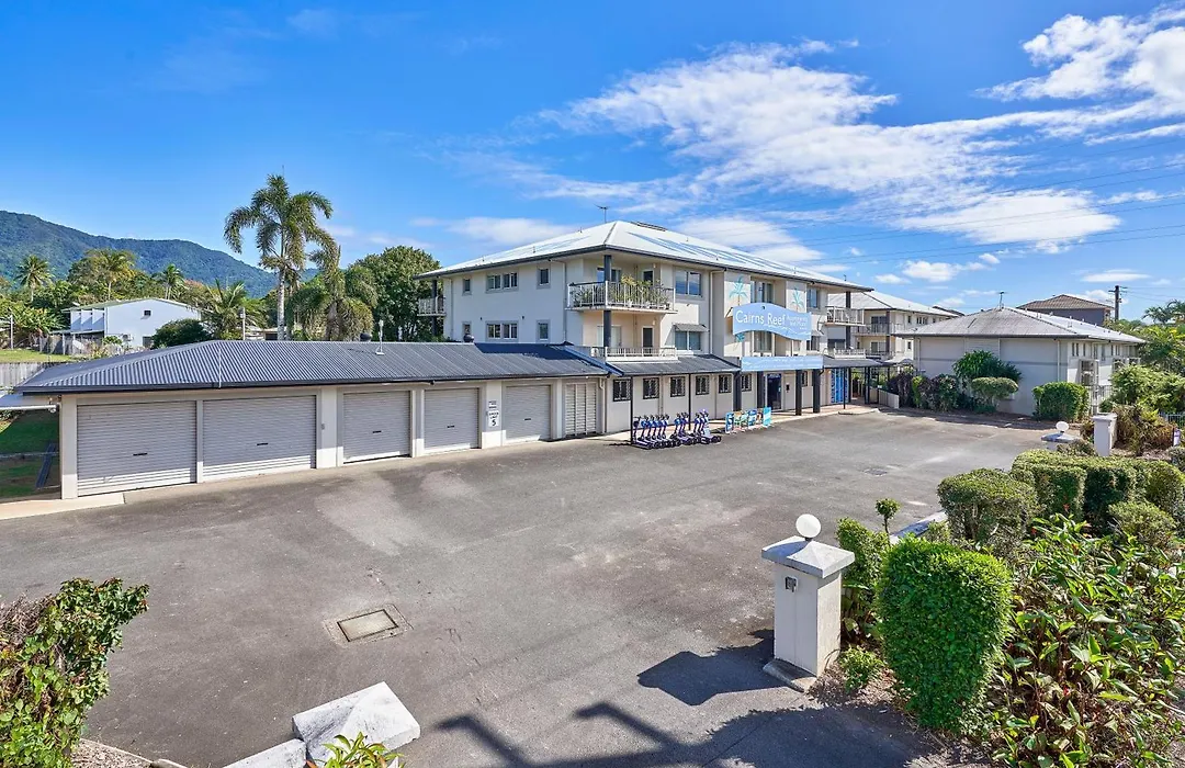 Cairns Reef Apartments & Motel-1