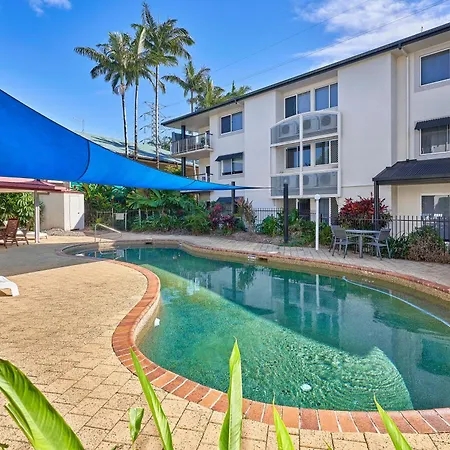 Cairns Reef Apartments & Motel-3